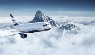 Фреска Самолет над облаками