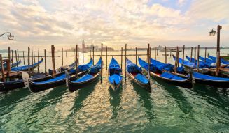 Фотообои Венецианские гондолы